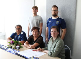 Am 29.04.2025 unterzeichneten der FC Insel und die Stadtwerke Stendal den Sponsoringvertrag